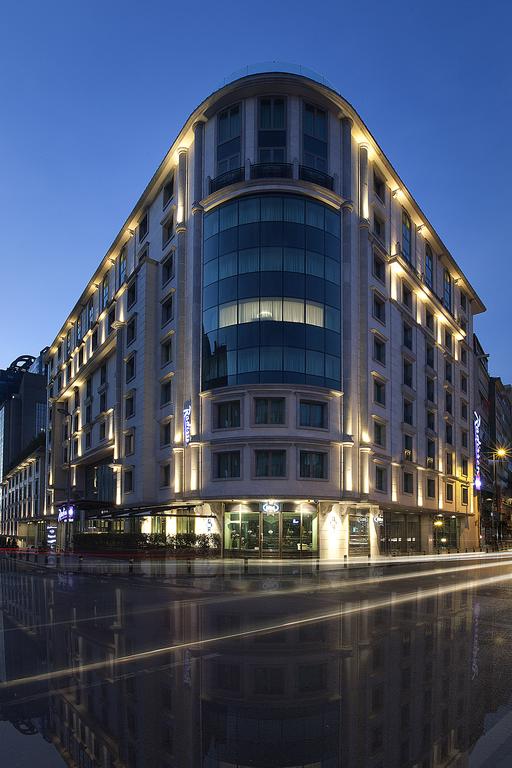 فندق راديسون بلو، إسطنبول شيشلي  Radisson Blu Hotel, Istanbul Sisli