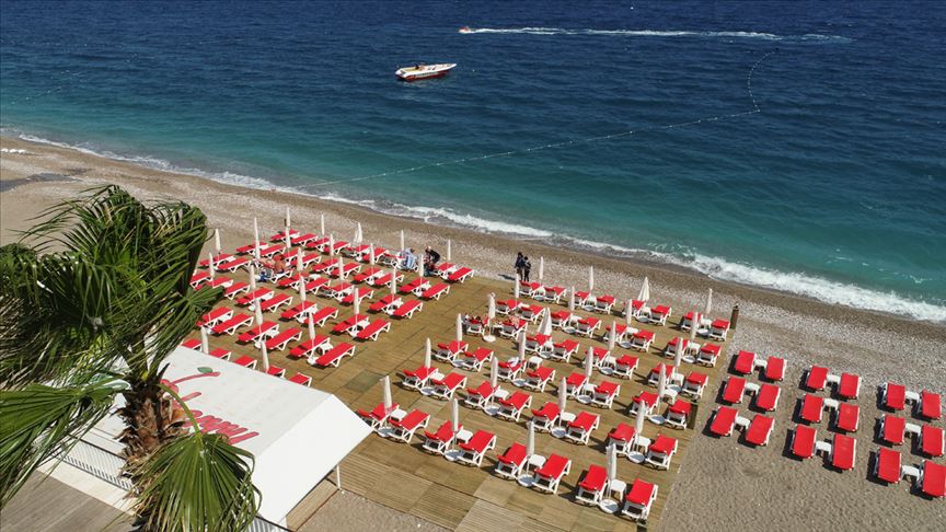 أنطاليا التركية الأولى عالميا بعدد شواطئ الراية الزرقاء